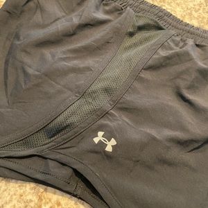 Woman’s under armour shorts